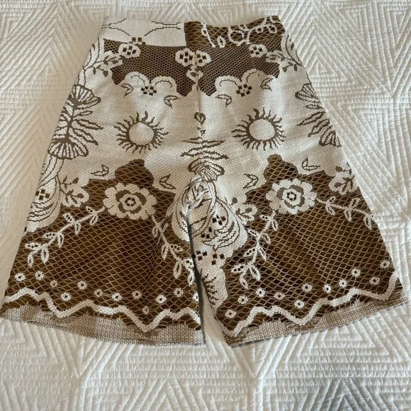 Beatrice b Lace Bermuda Shorts Women